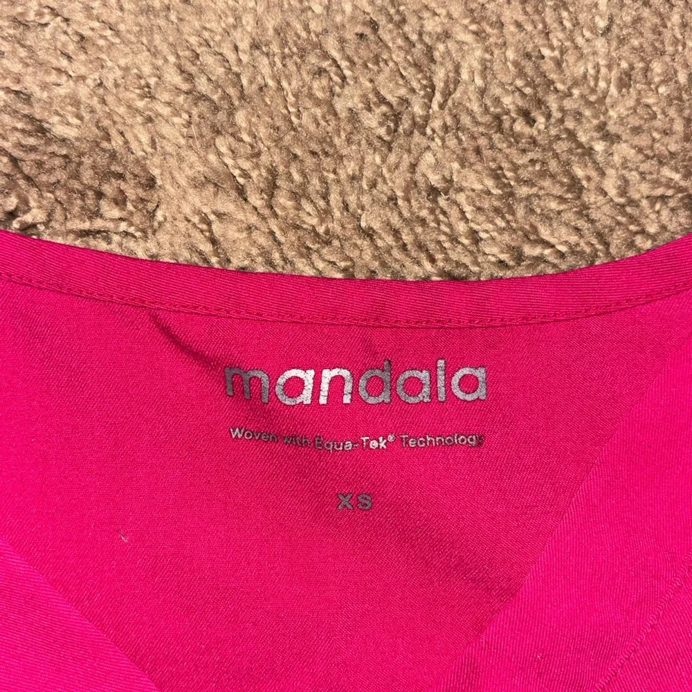 Mandala | Raspberry XS Scrub Set - Picture 3 of 5
